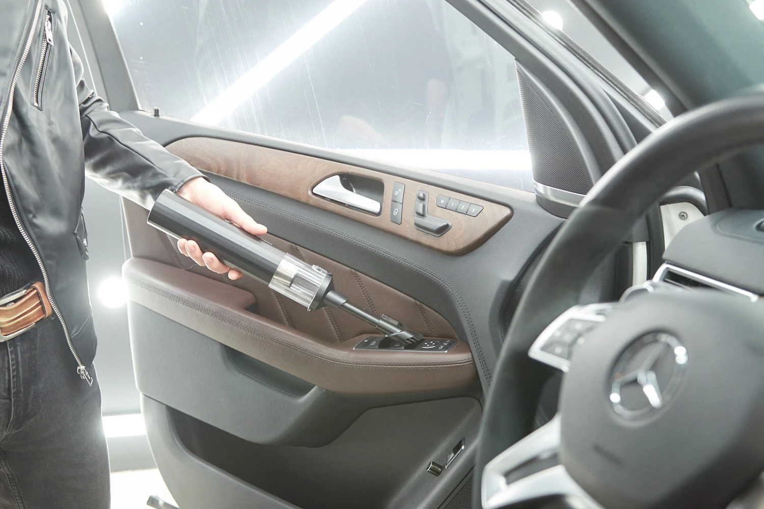car vacuum cleaner for Toyota Tundra